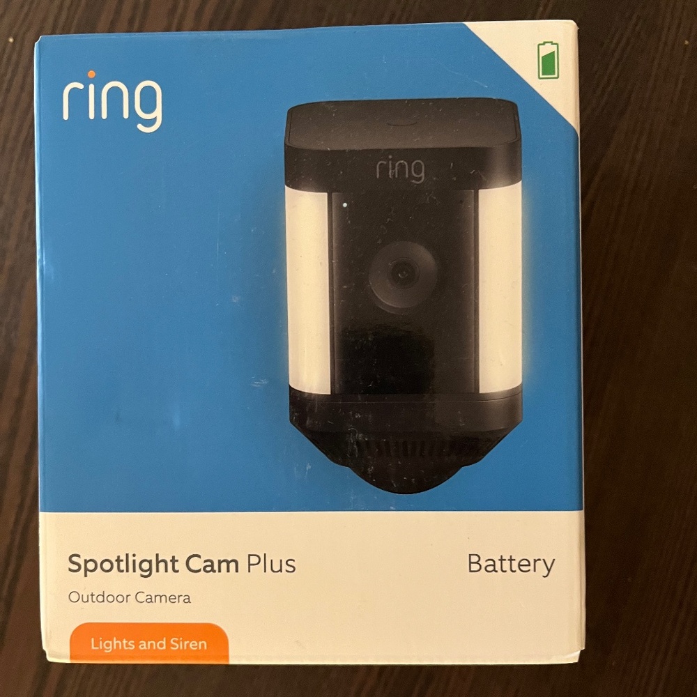 Ring Spotlight Cam Plus, Battery